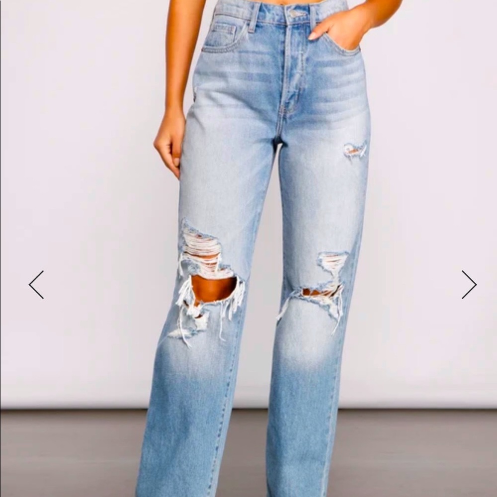 High Rise Destructed Boyfriend Jeans (Windsor)